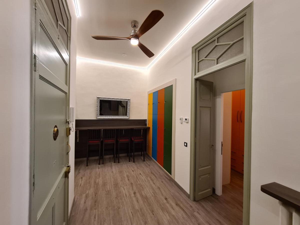 Apartaments Vicus 3 Con Vistas A La Plaza Mayor De Vic Εξωτερικό φωτογραφία