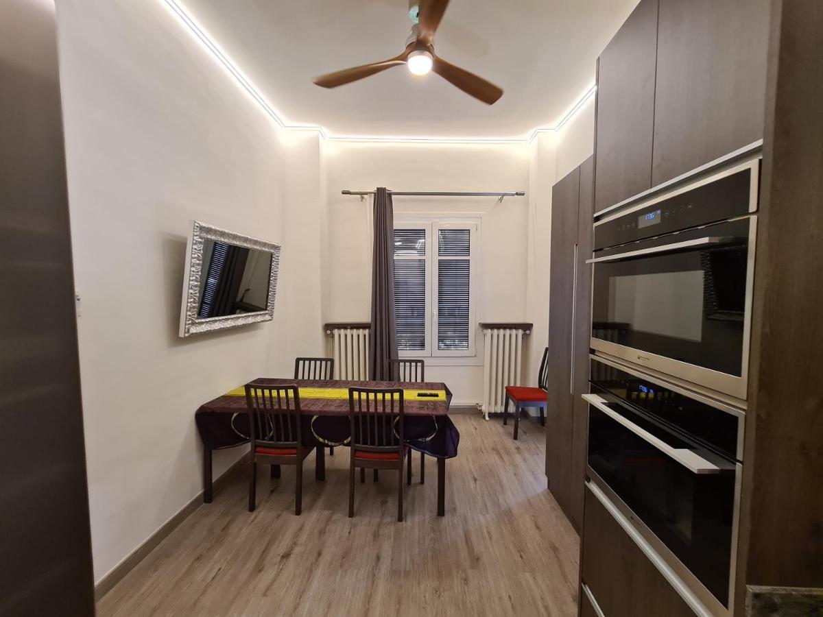 Apartaments Vicus 3 Con Vistas A La Plaza Mayor De Vic Εξωτερικό φωτογραφία
